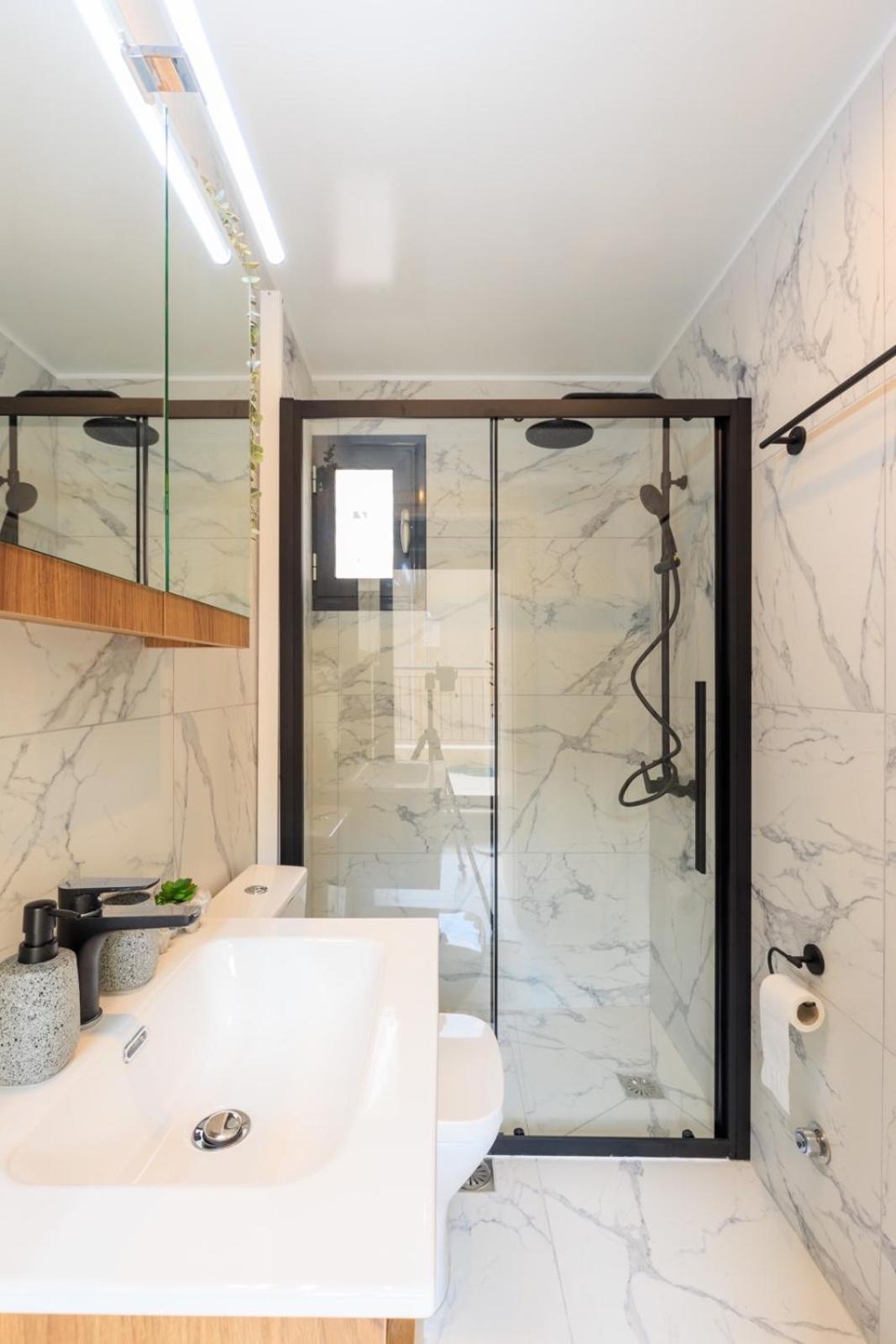 Aiolos Super Lux Suite Jucuzzi Nea Smyrni Centre アテネ エクステリア 写真